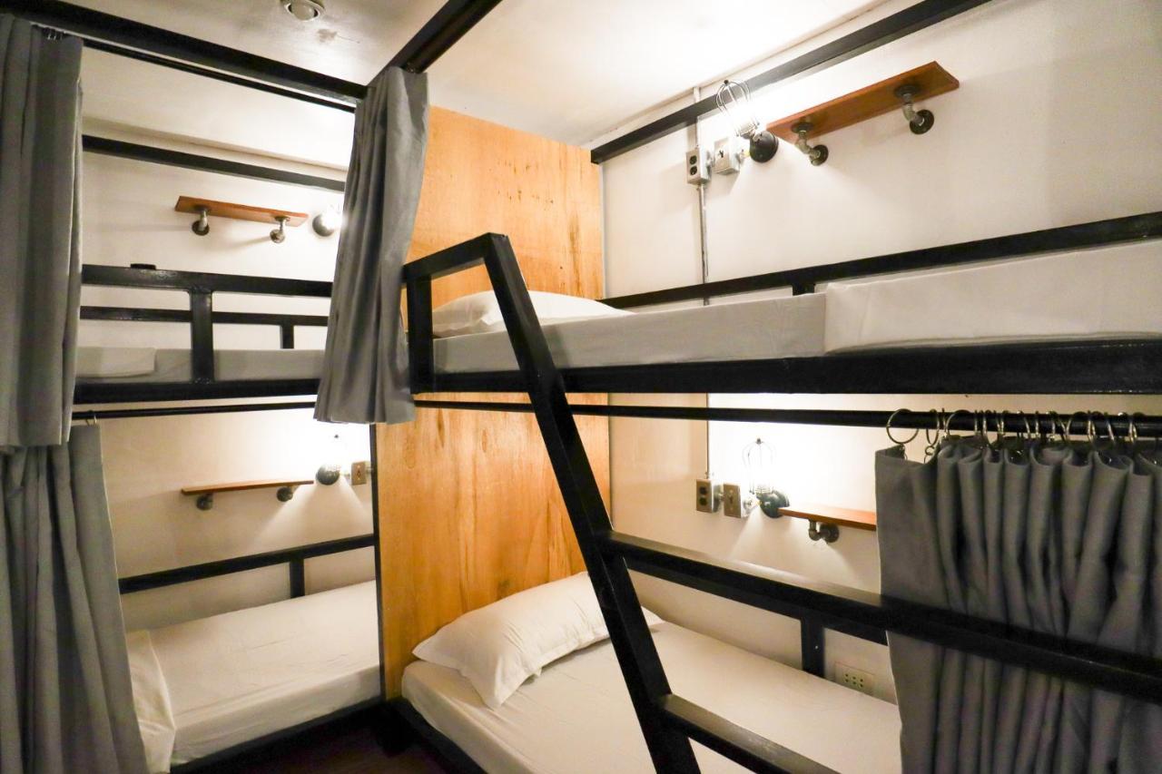 Ocean Breeze Hostel By Daily Sweet Moalboal Kültér fotó