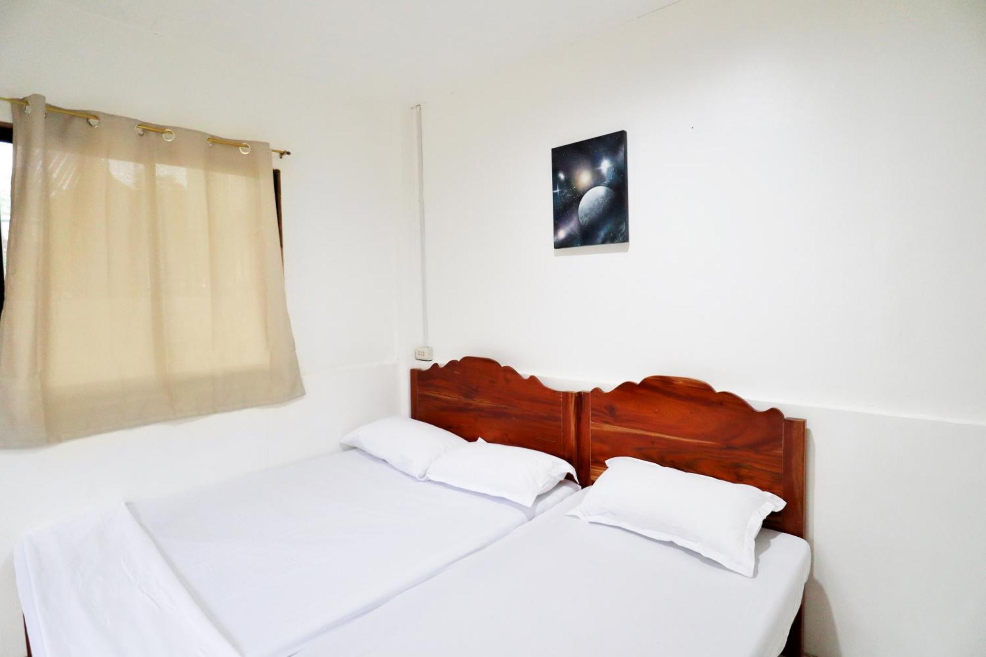 Ocean Breeze Hostel By Daily Sweet Moalboal Kültér fotó